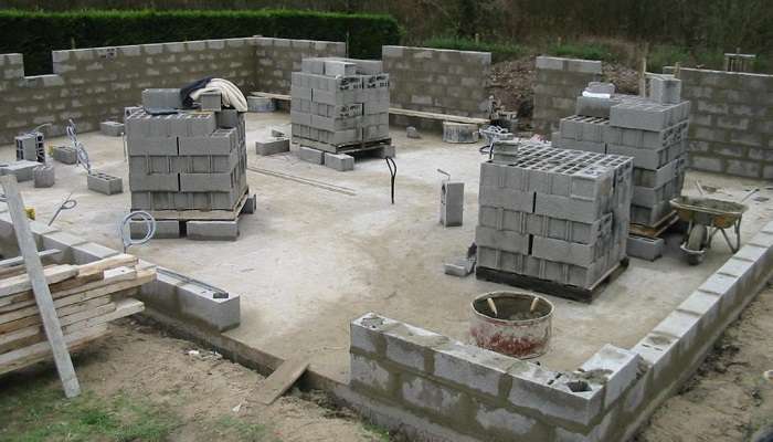 Maçon pour construire sa maison à La Roche sur Yon et sur toute la Vendée