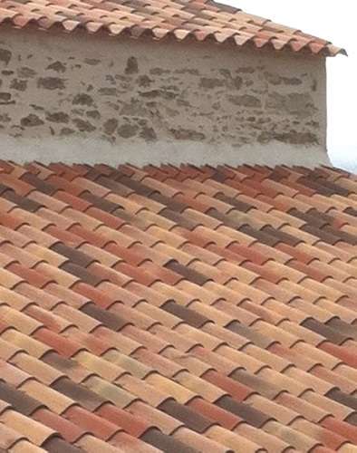 Couverture de toiture tuile par couvreur à Mareuil sur Lay Vendée